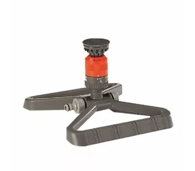 Gardena Comfort Kreisregner Vario auf Schlitten Gardena Comfort Kreisregner Vario auf Schlitten